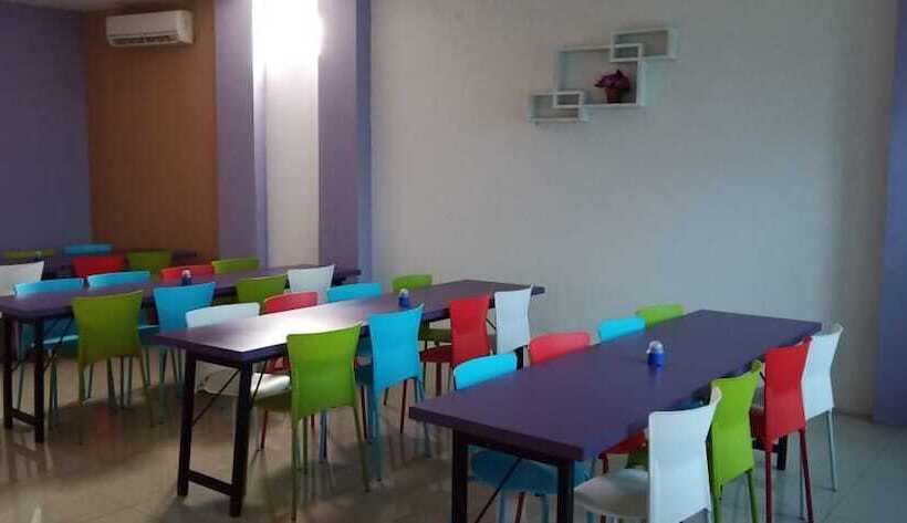 هتل Ungu Pas Kangen Bekasi