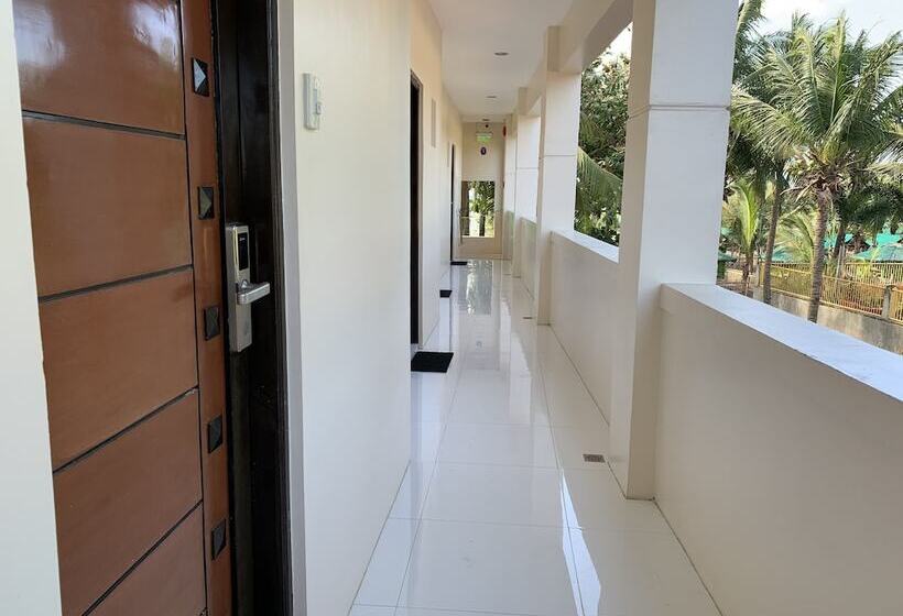호텔 Villa Mj Maristela Beach Resort