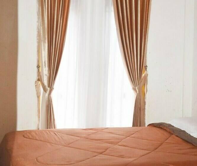 پانسیون Pinki Mente