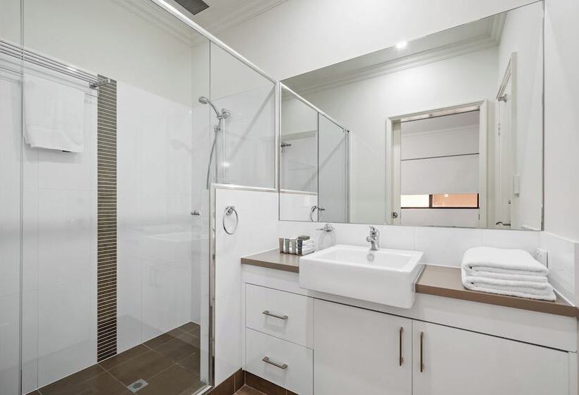 Dolphin Quay Apartments