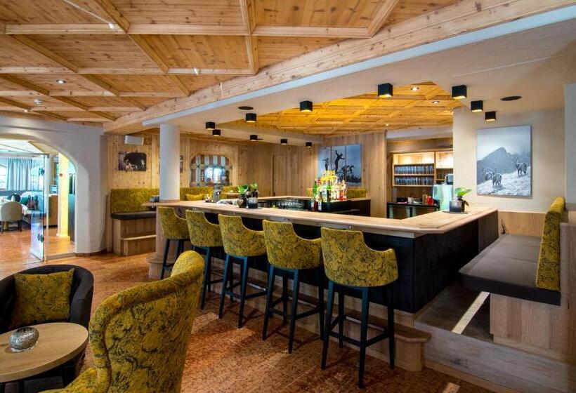 호텔 Alpinresort Stubaierhof S