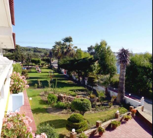 هتل Asterias Bay Theologos