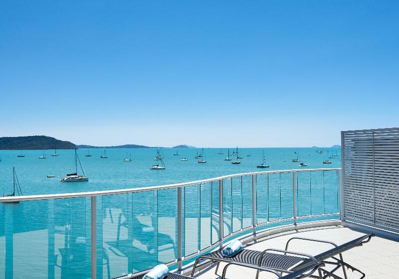 ホテル At Marina Shores