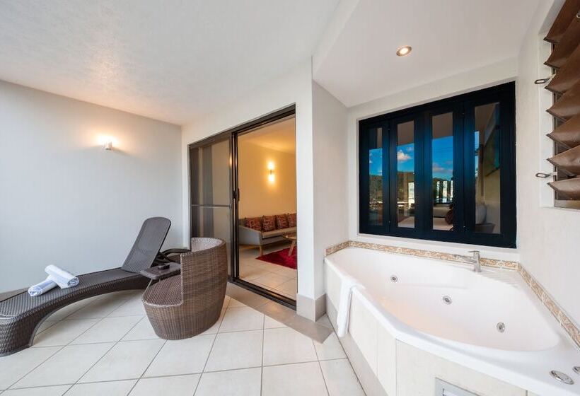 호텔 At Waterfront Whitsunday Retreat  Adults Only