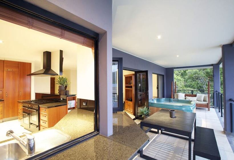 호텔 At Waterfront Whitsunday Retreat  Adults Only