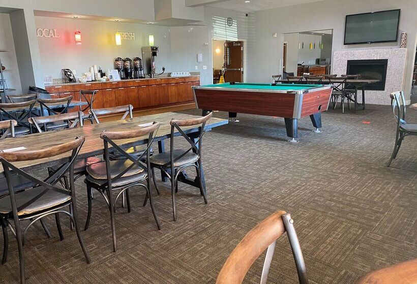 فندق Best Western Plus Peppertree Inn At Omak
