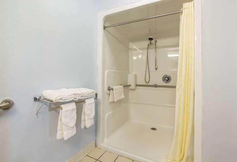 בית מלון כפרי Econo Lodge Inn & Suites I 65