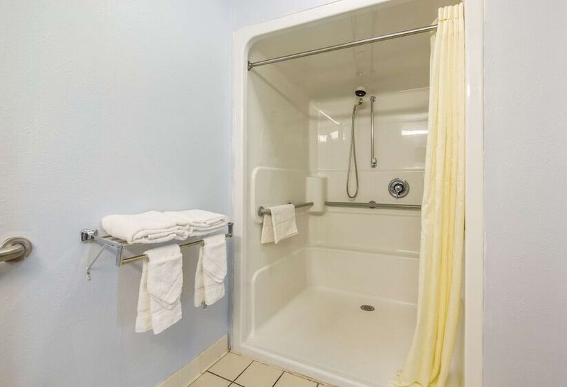 בית מלון כפרי Econo Lodge Inn & Suites I 65