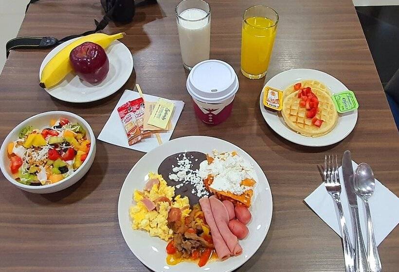 فندق Hampton Inn By Hilton Tampico Zona Dorada