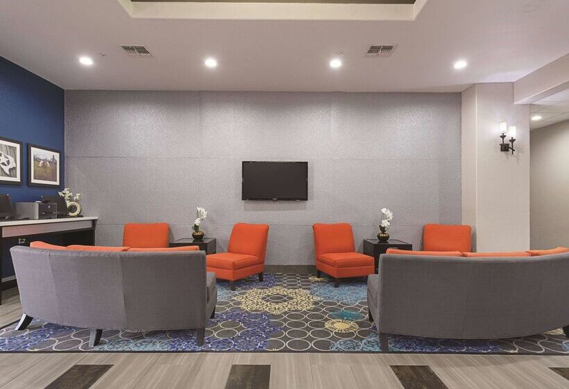 Отель La Quinta By Wyndham San Antonio Northwest
