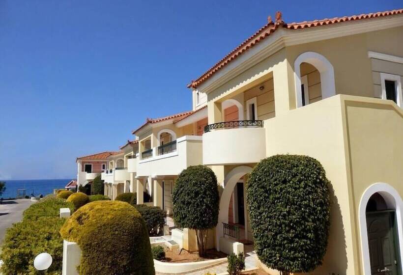 בית מלון כפרי Messina Resort