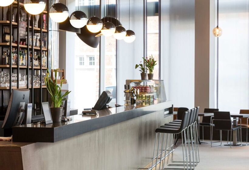 ホテル Park Inn By Radisson Leuven