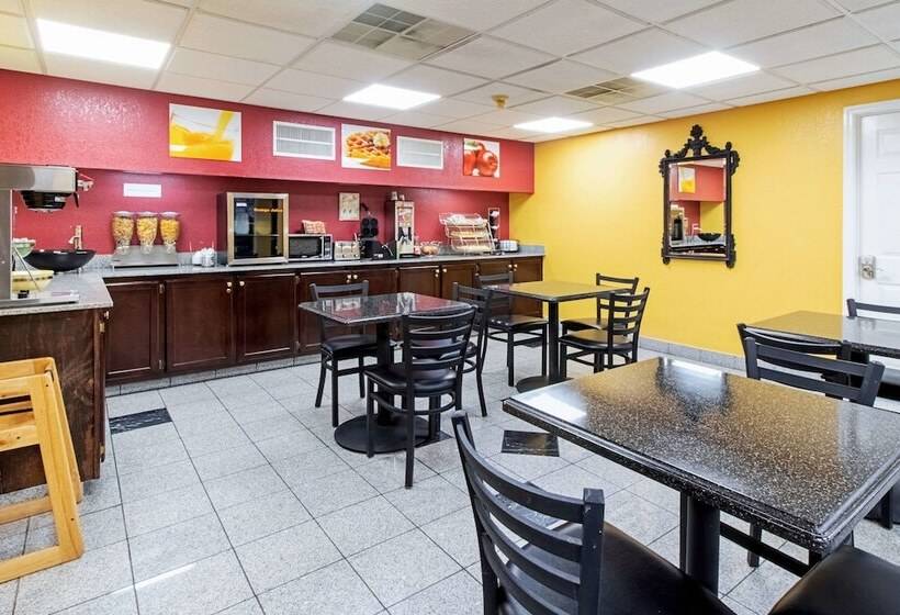 בית מלון כפרי Quality Inn & Suites