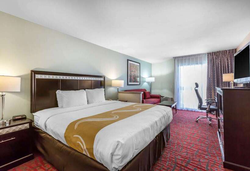 فندق Comfort Inn & Suites Irvine Spectrum