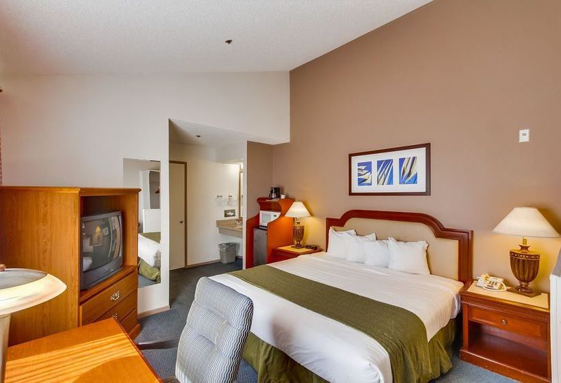 فندق Portofino Beach Inn