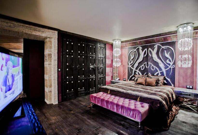 هتل Royal Castle Design & Spa