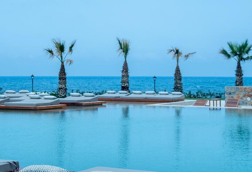 هتل Senseana Sea Side Resort & Aquadventure
