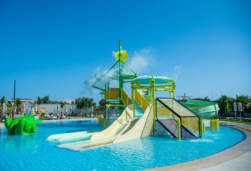 هتل Senseana Sea Side Resort & Aquadventure