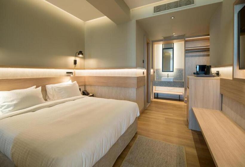 هتل Senseana Sea Side Resort & Aquadventure