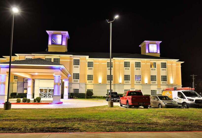 בית מלון כפרי Sleep Inn & Suites University