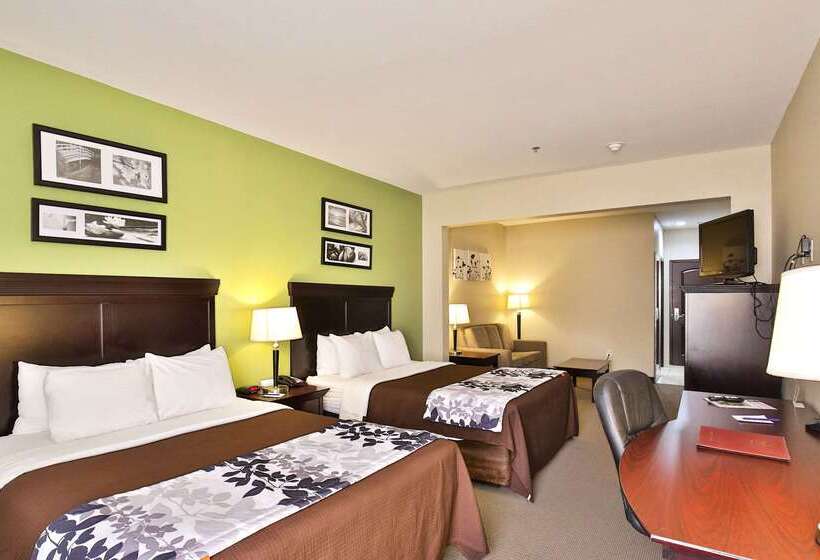 בית מלון כפרי Sleep Inn & Suites University