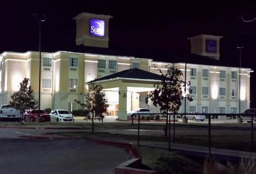 בית מלון כפרי Sleep Inn & Suites University