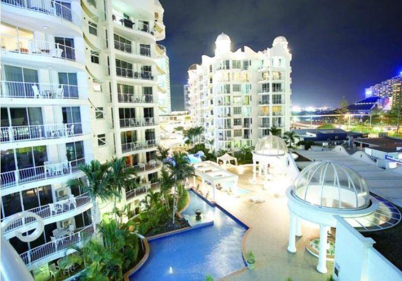 هتل The Phoenician Resort