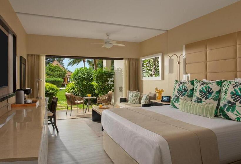 استراحتگاه Secrets Wild Orchid
