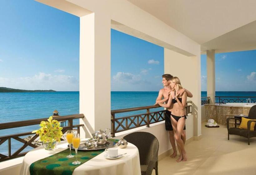 استراحتگاه Secrets Wild Orchid