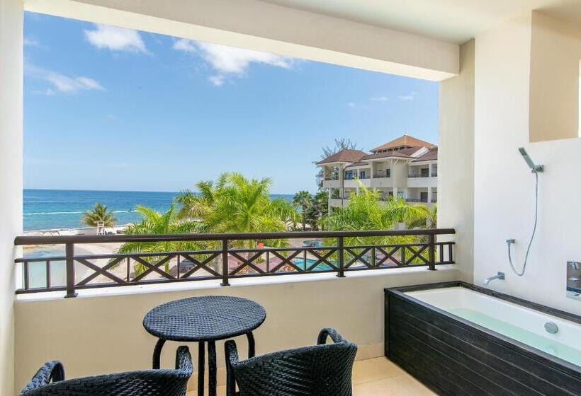 استراحتگاه Secrets Wild Orchid
