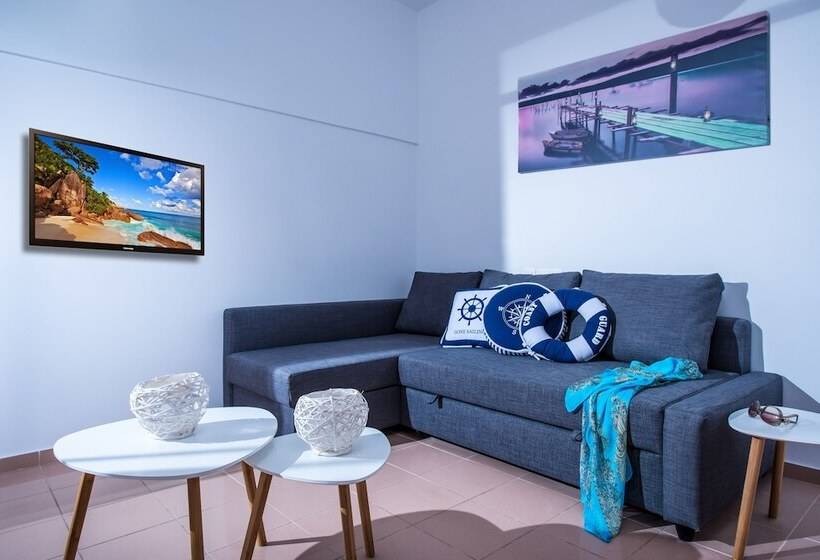 W Suites By Estia