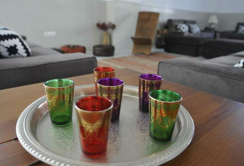 Hostal Tarifa  Recepcion Abierta Las 24h