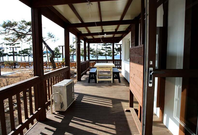Hotel Manripo