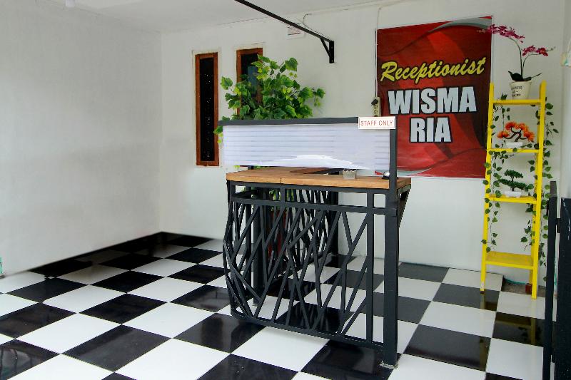 הוסטל Wisma Ria By Oyo Rooms
