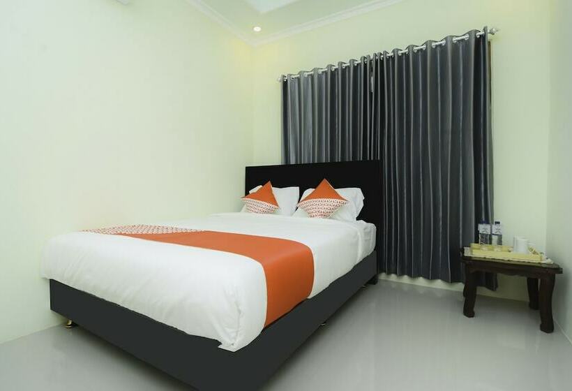 فندق Edelweiss Residence Syariah By Oyo Rooms
