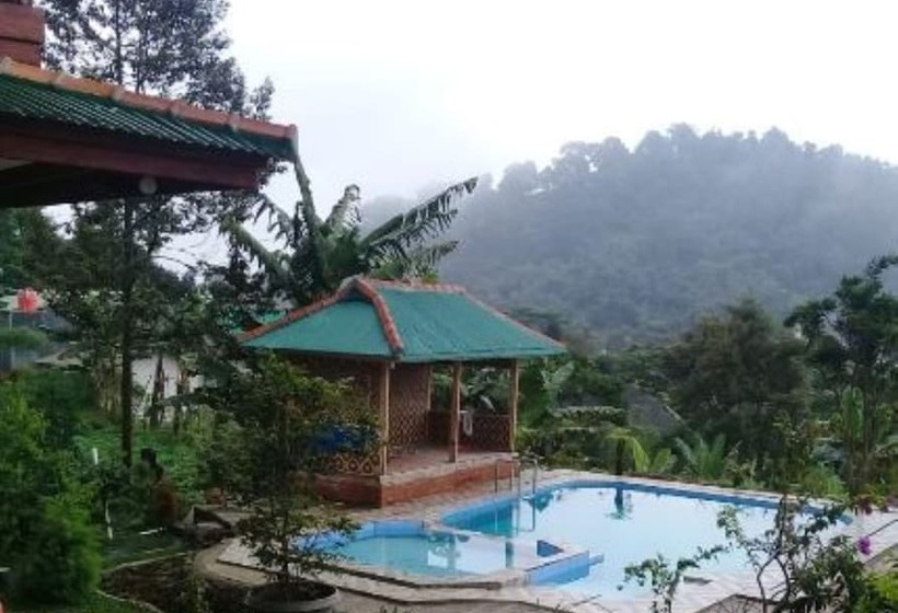 هتل Pondok Lariska