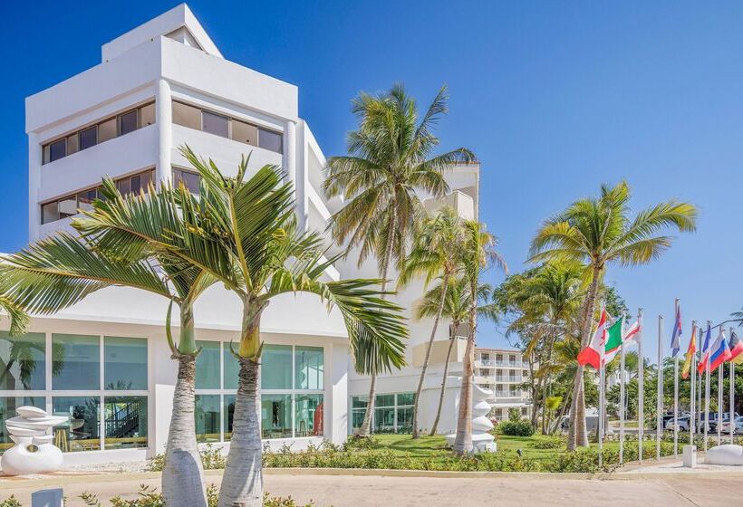 هتل Sol Caribe Beach