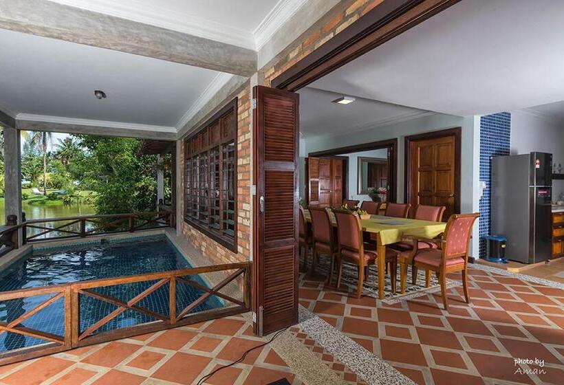 هتل Tanjung Inn