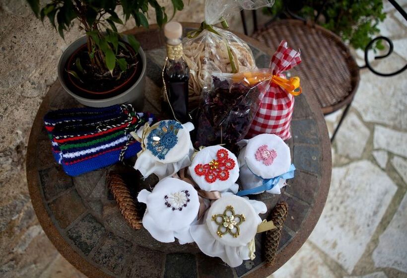 هتل To Archontiko Guesthouse Villa