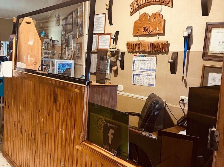 فندق Uran