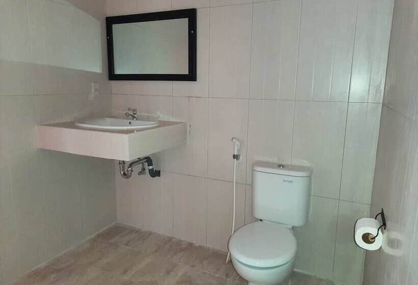 پانسیون Juma Cottages