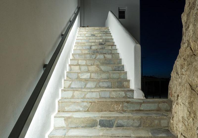 ペンション Vrachos Suites Mykonos