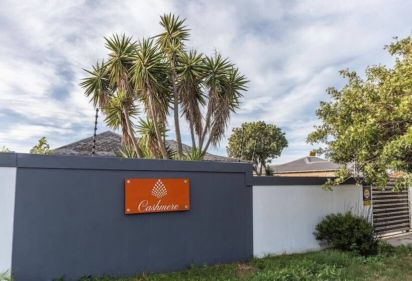 هتل Cashmere Suites