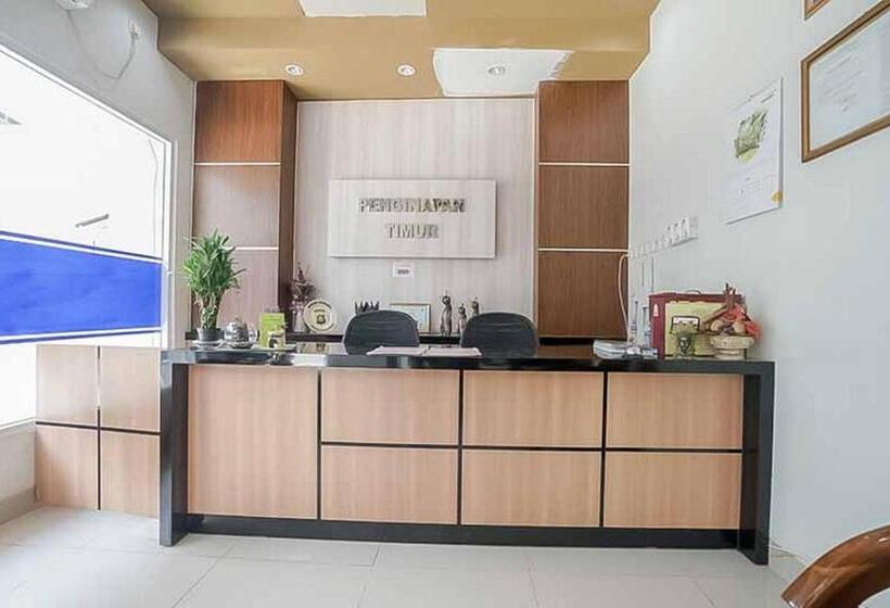 فندق Reddoorz Plus Near Palembang Airport 3