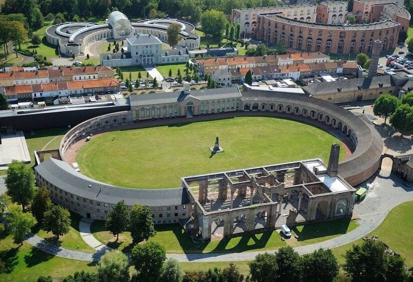 هتل Chambres D Hôte  L écureuil  Proche De Mons, Pairi Daiza, à Côté De Spark Oh