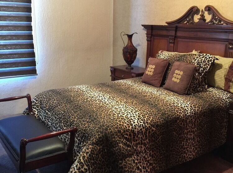 فندق Euka Suites