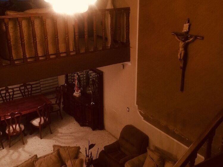 فندق Euka Suites