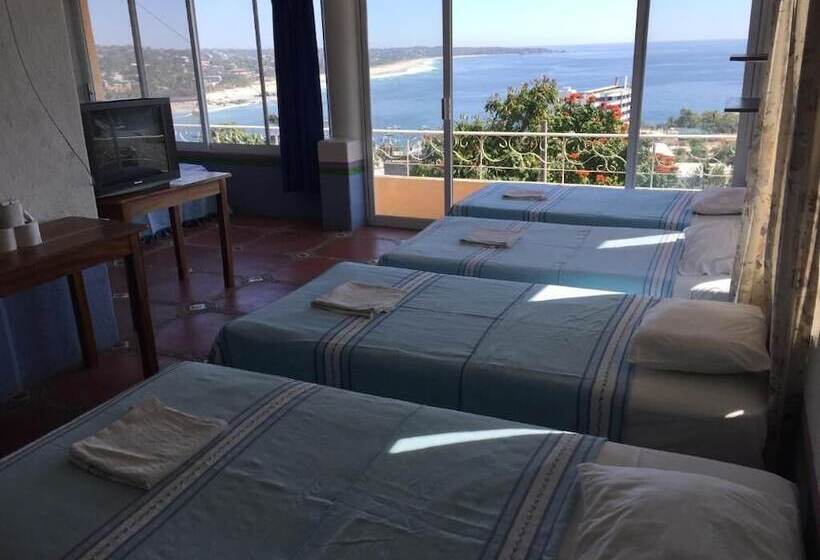 Pargos Hotel & Cowork