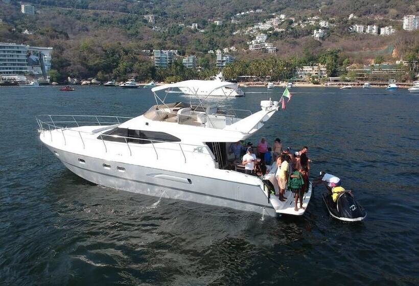 Otel Yate De Lujo En Acapulco