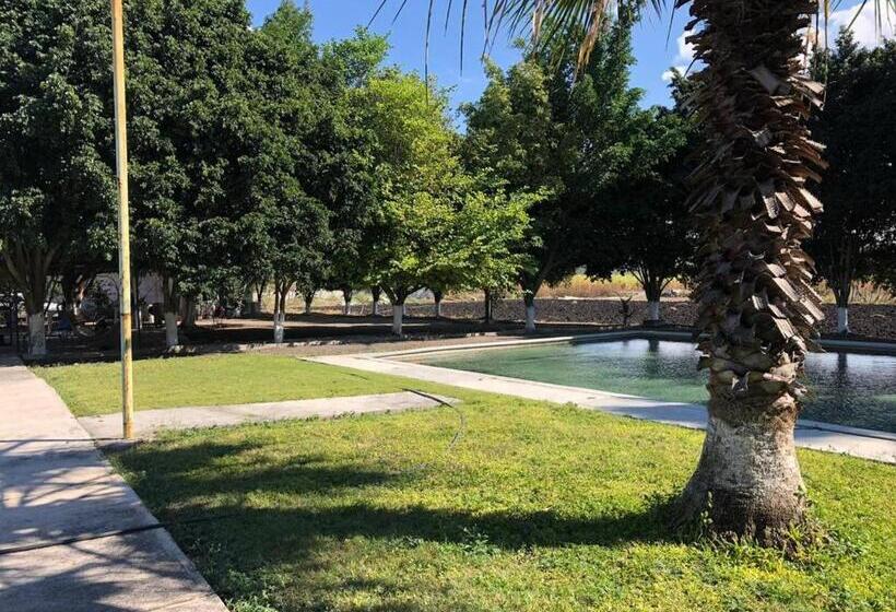 بنسيون Room In Guest Room   Lodging And Tranquility